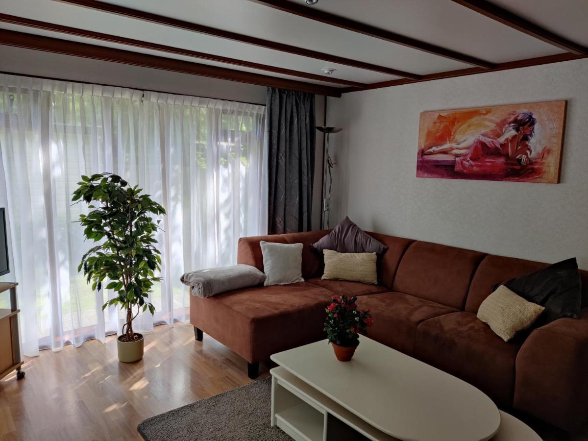Villa Chalet In Bosrijke Omgeving Op Chaletpark Kempenbos Naast Duc De Brabant Voor 2-3-4-5 Personen Diessen Exterior foto
